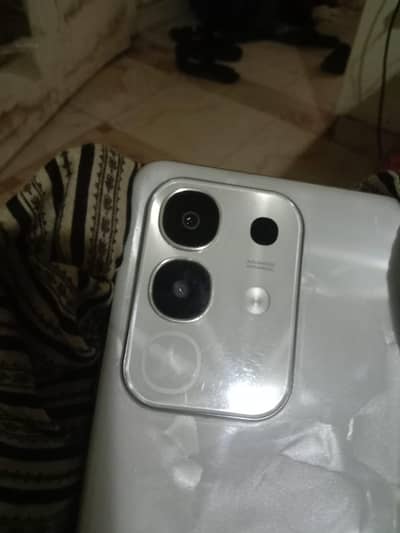 vivo y 29 exchange posable RAM 8+8 128