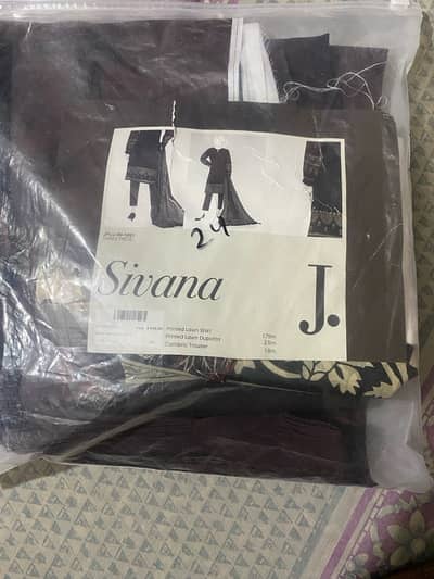 J. 3pcs lawan suit