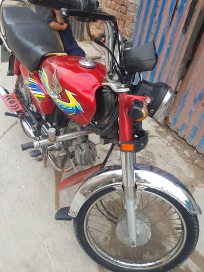 bike for sale 2021 model urgent sale jas ko samj aya woi rabta kara