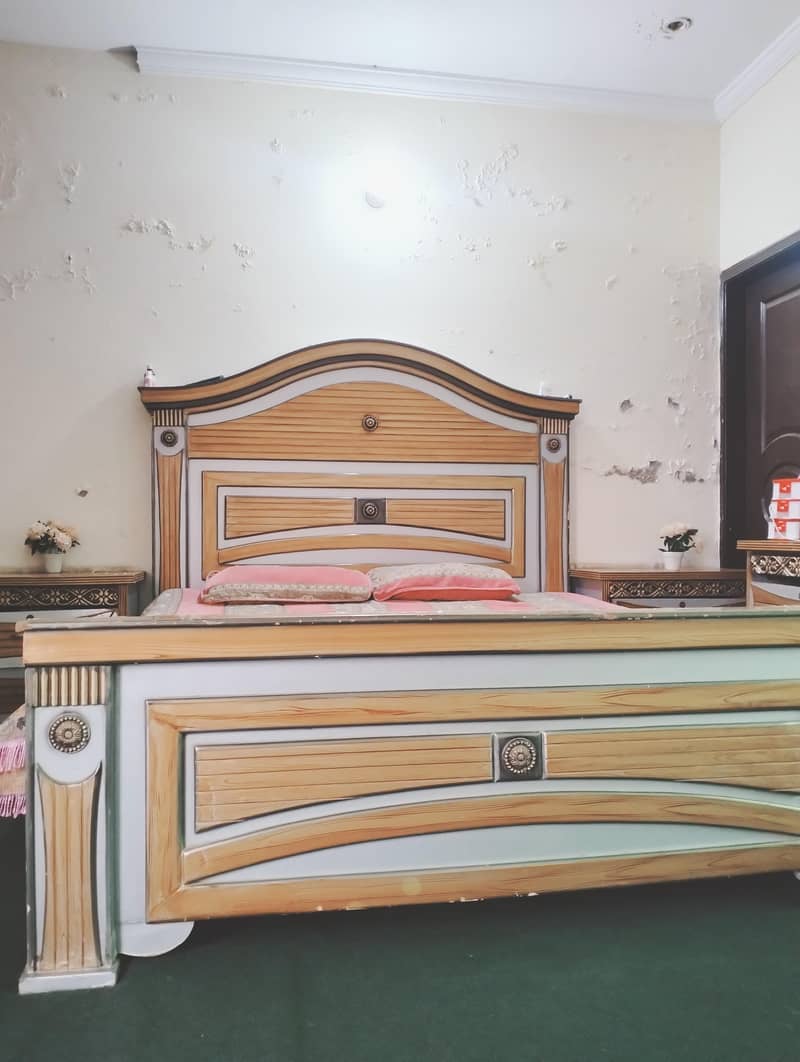beautiful bed Set 2