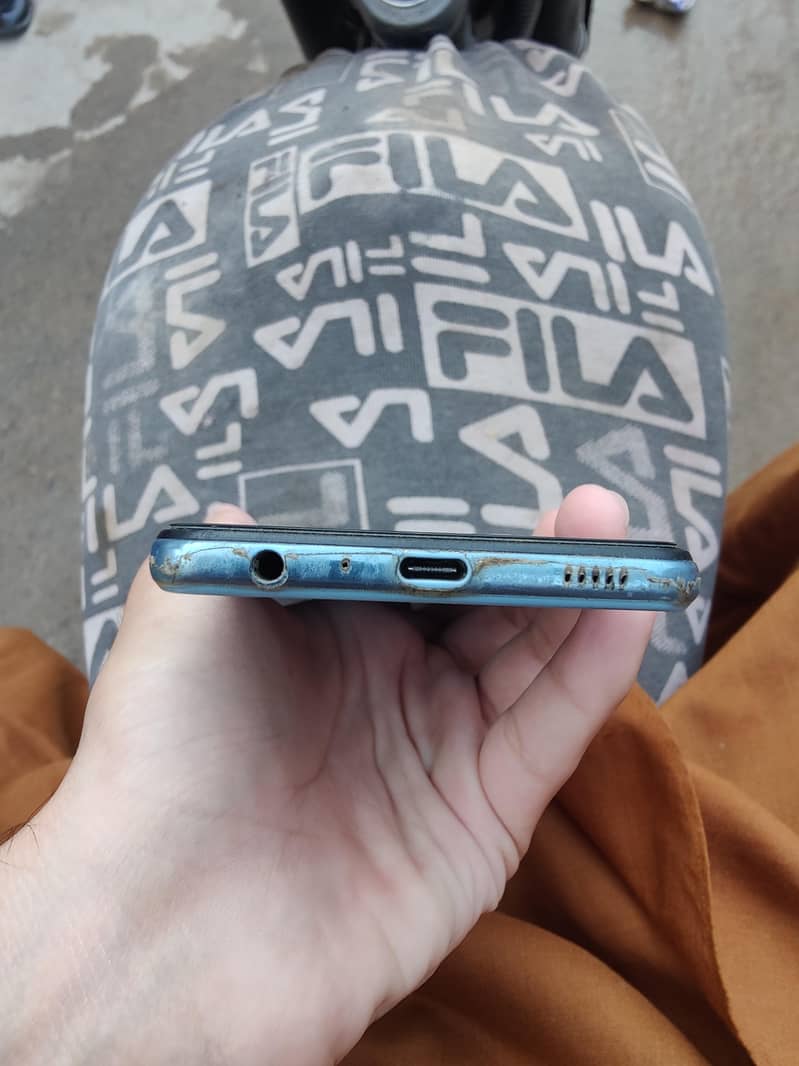 Samsung Mobile A32 1