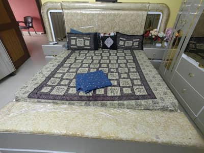 King size bedset with profile lightening and molty foam mattress