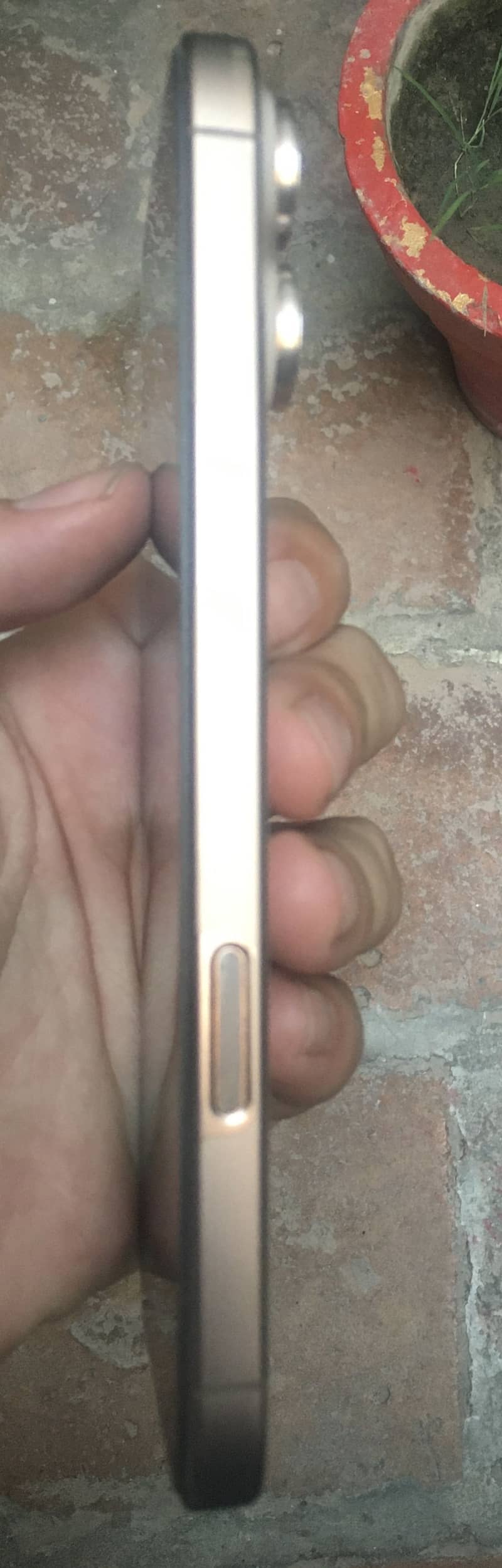 Apple iPhone 16 Pro Max 2