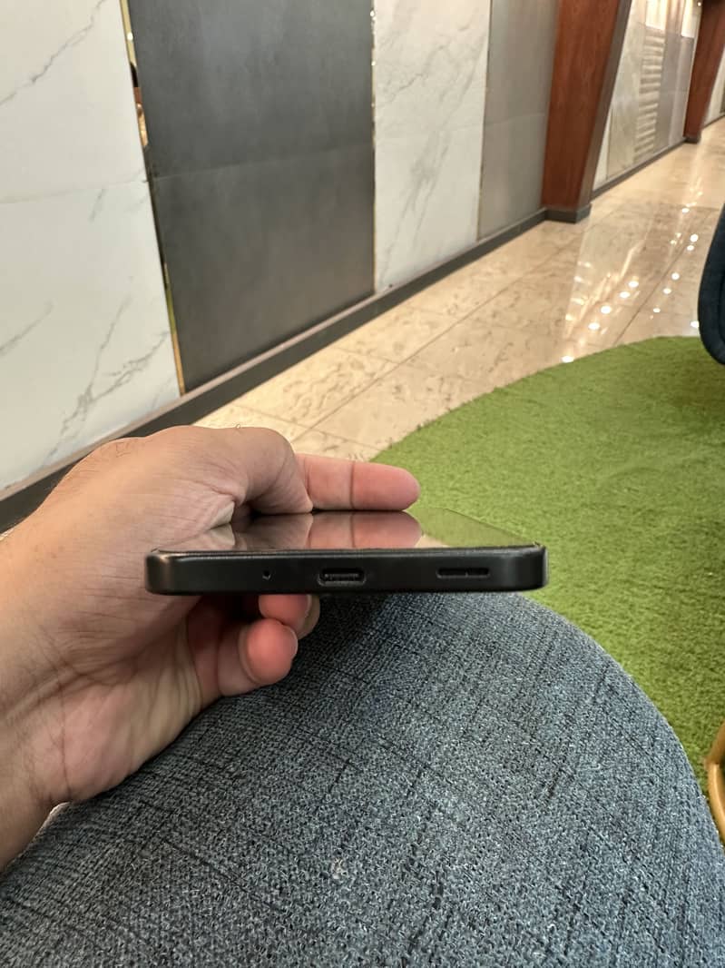 Samsung Mobile A127 3