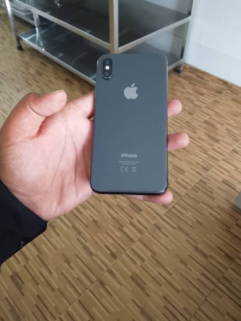 Apple iPhone X 1