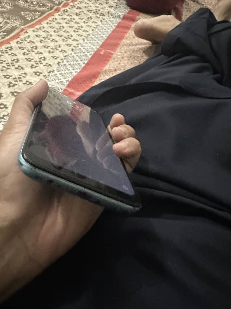 Realme C21 4
