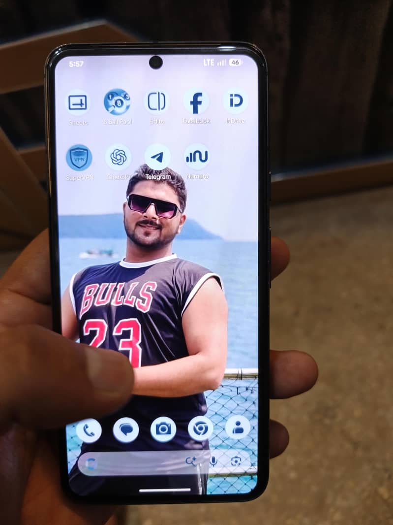 Google Pixel 8 1