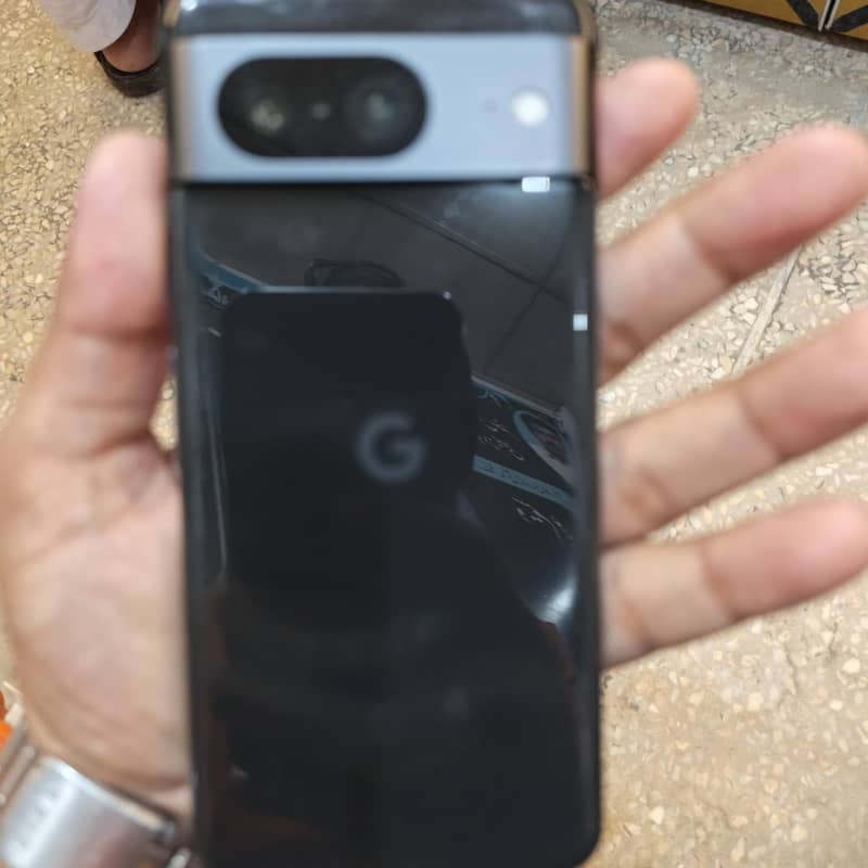 Google Pixel 8 6