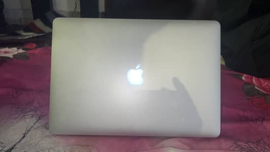 Apple MacBook Pro 15inch mid 2015