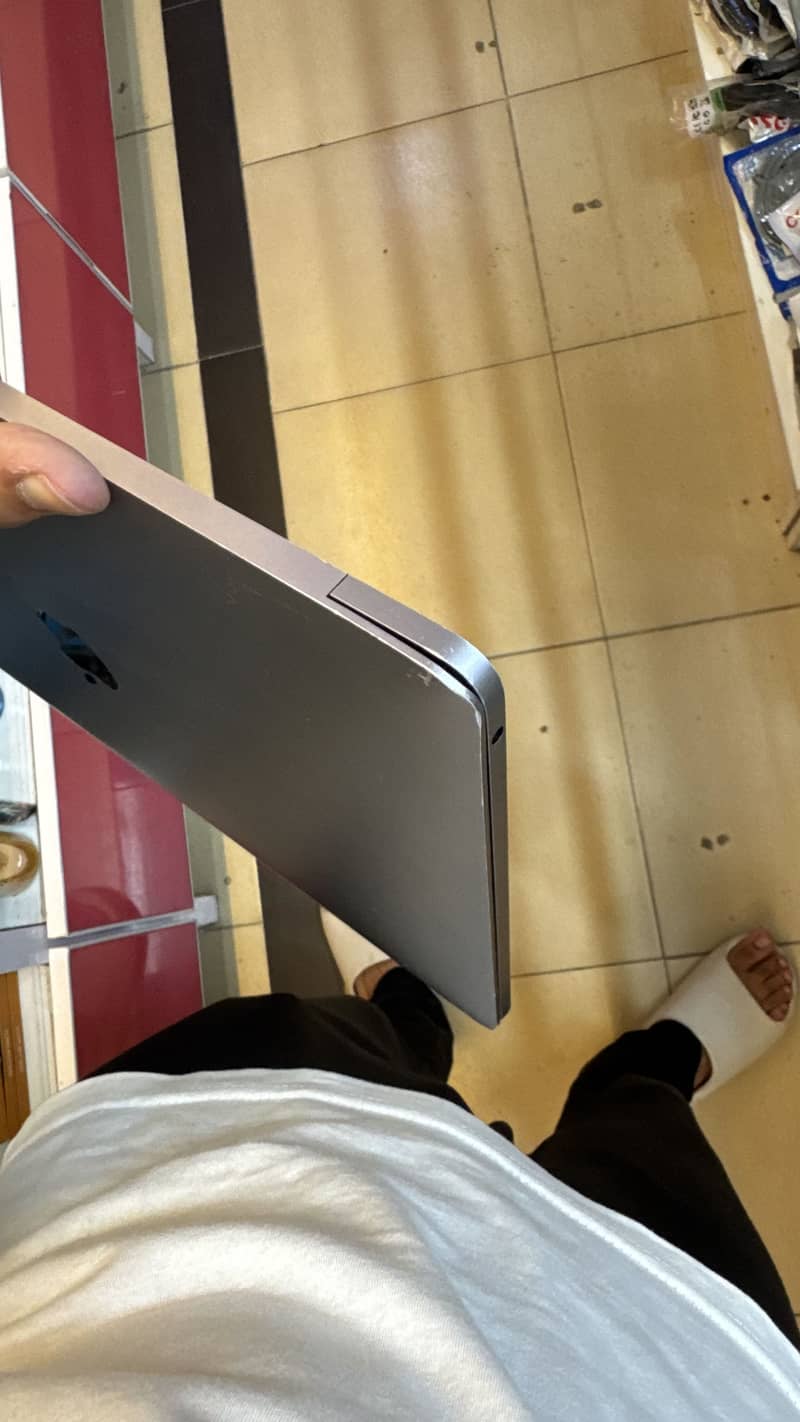 Macbook M2 Pro 1