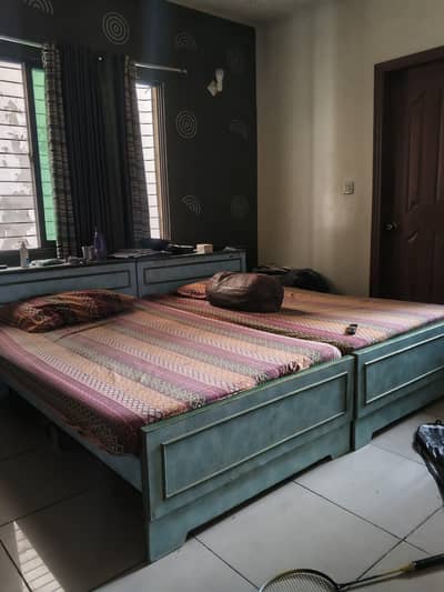 2 single bed with side drawers (without mattress)