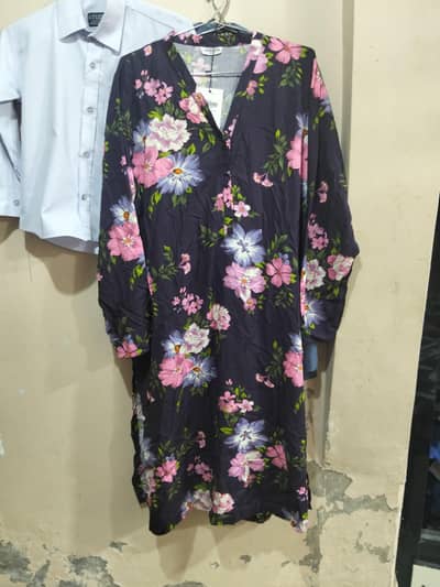sapphire shirt medium size