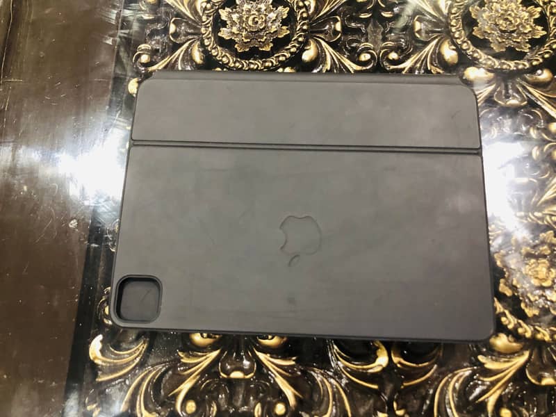 Apple keyboard Case A2261 1