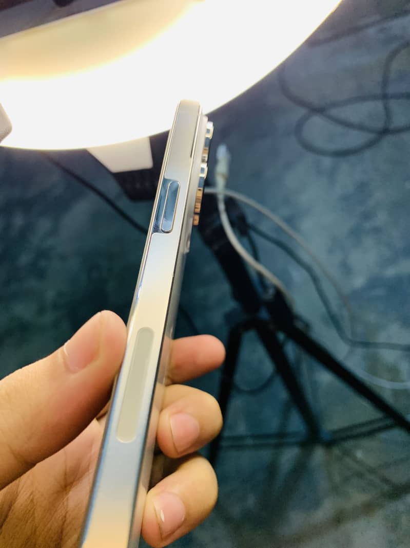 Apple iPhone 14 Pro Max 5