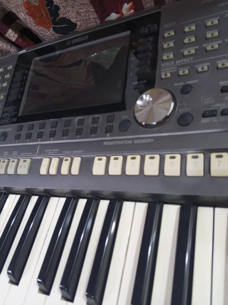 Yamaha keyboard s970 0