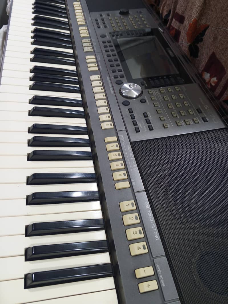 Yamaha keyboard s970 3