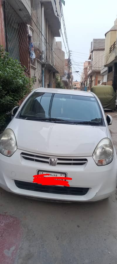 Toyota Passo 2012