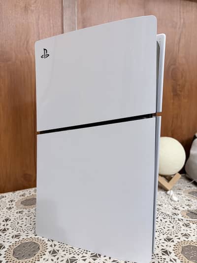 PS5 Slim Disc 1TB 2024 UK Model
