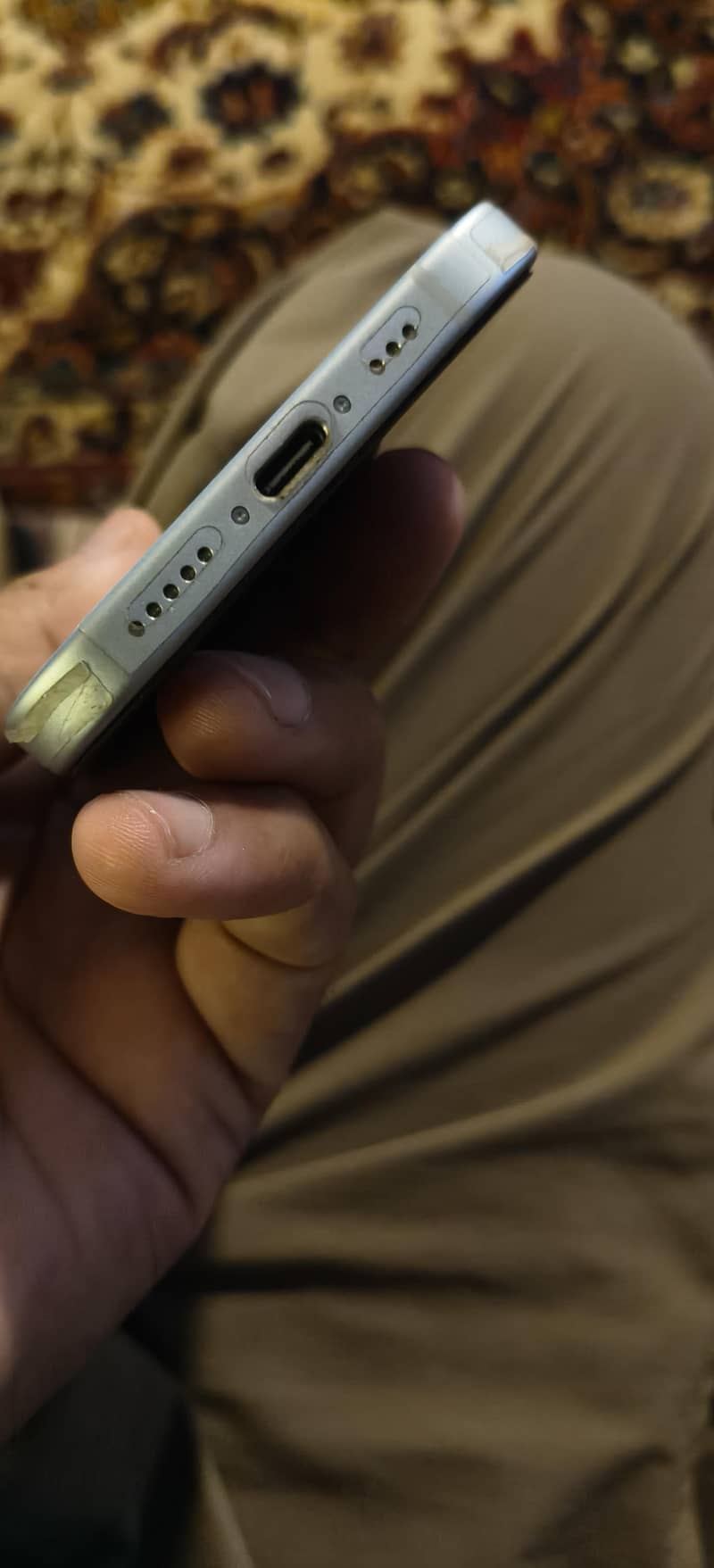Apple iPhone 15 6