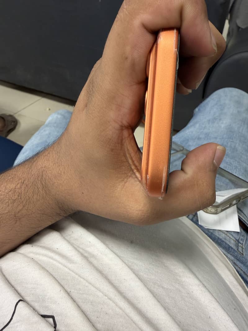Apple iPhone 17 Pro Max 2