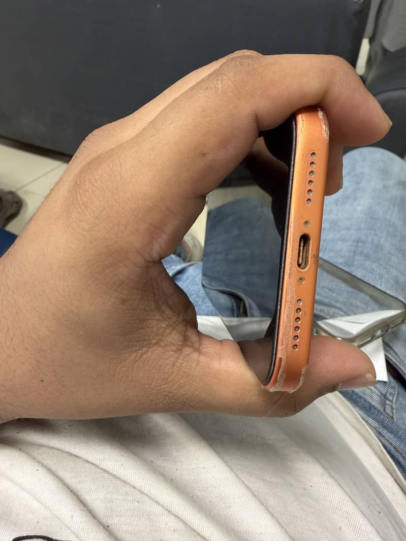 Apple iPhone 17 Pro Max 5