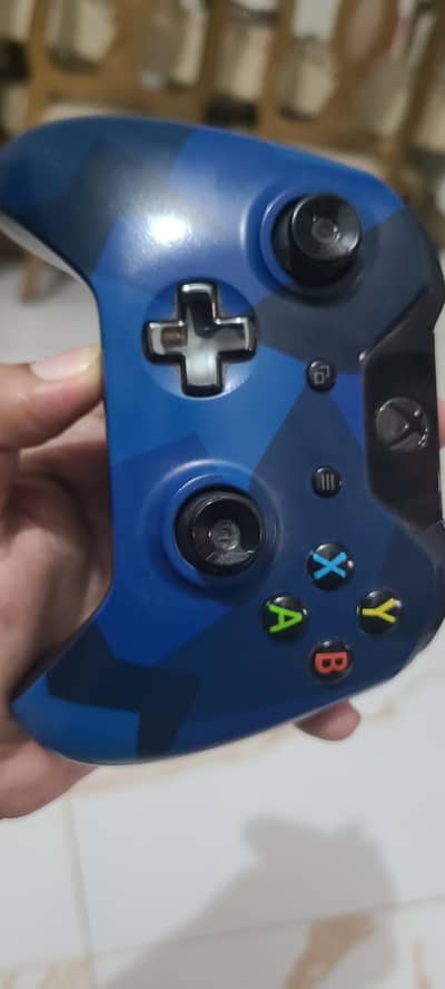 Xbox One X Wireless Controller