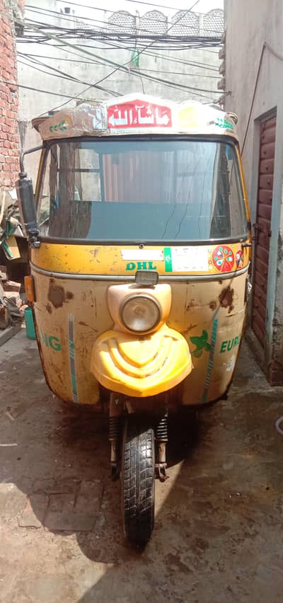 Taz Rafter auto rickshaw