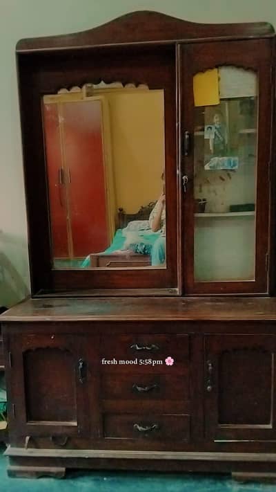dressing table