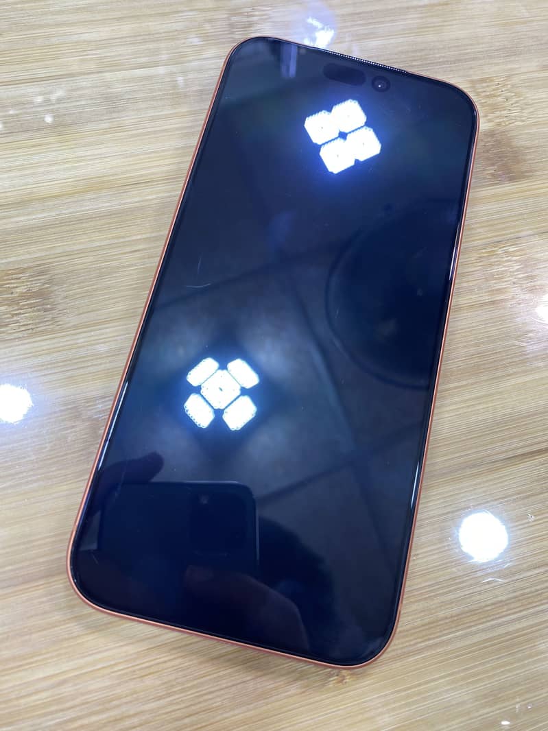 Apple iPhone 17 Pro Max 1