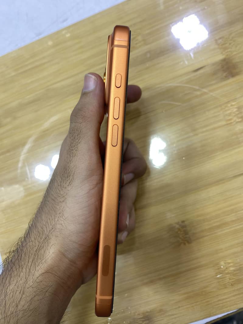 Apple iPhone 17 Pro Max 3