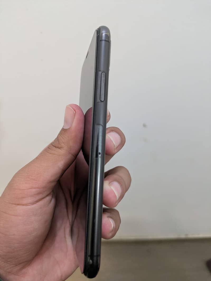 Apple iPhone XS 2