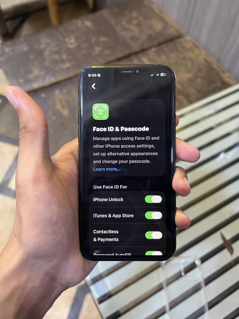 Apple iPhone 11 Pro 2