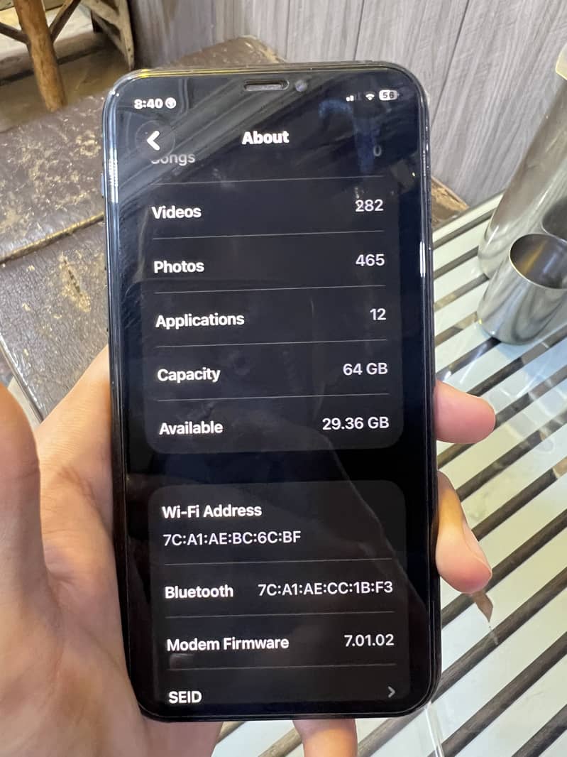 Apple iPhone 11 Pro 4