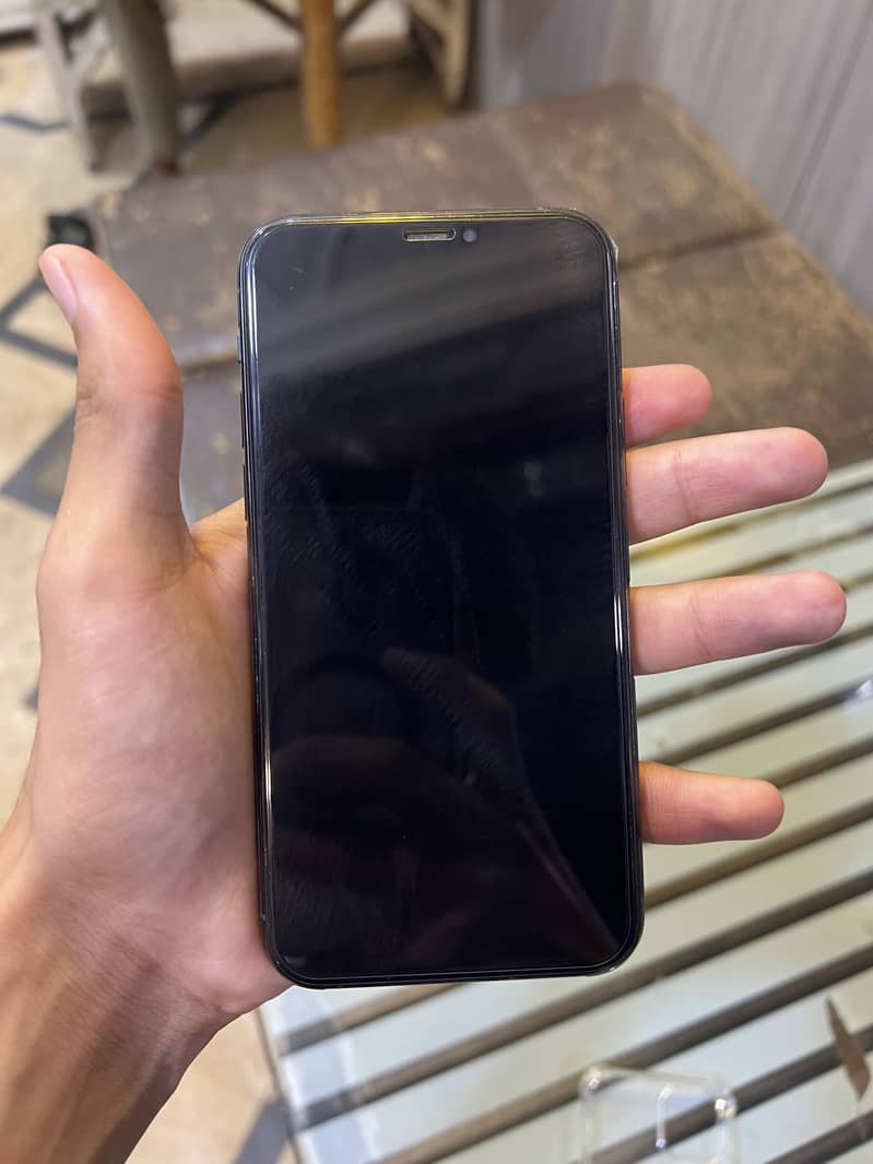 Apple iPhone 11 Pro 10