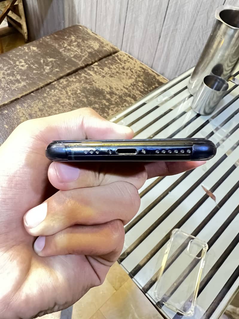 Apple iPhone 11 Pro 14