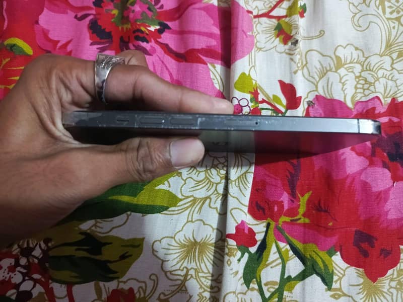 Apple iPhone 12 Pro Max JV 5