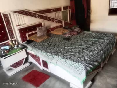 furniture king size neet and clean shining