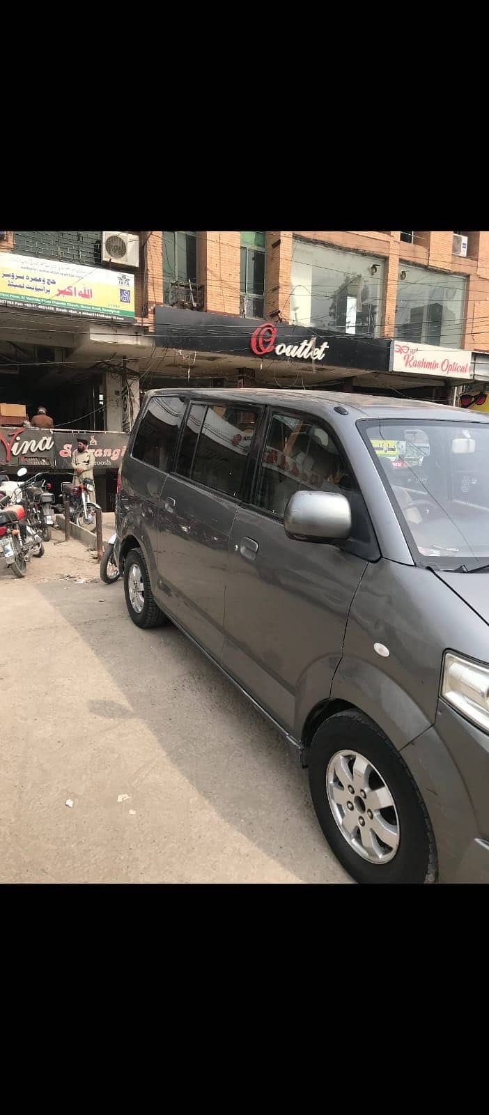 Suzuki APV 2012 1