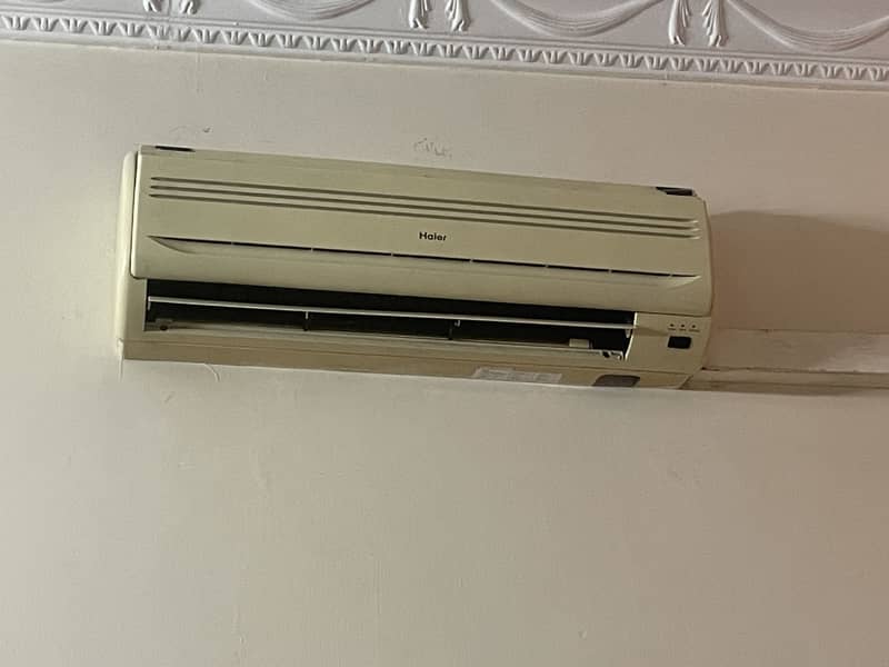 Haier 1 ton split ac full working 0