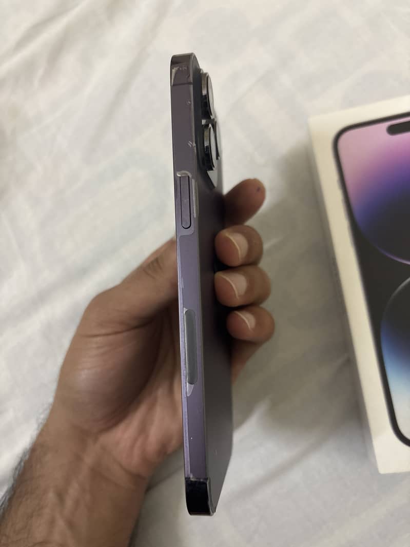 Apple iPhone 14 Pro Max 2
