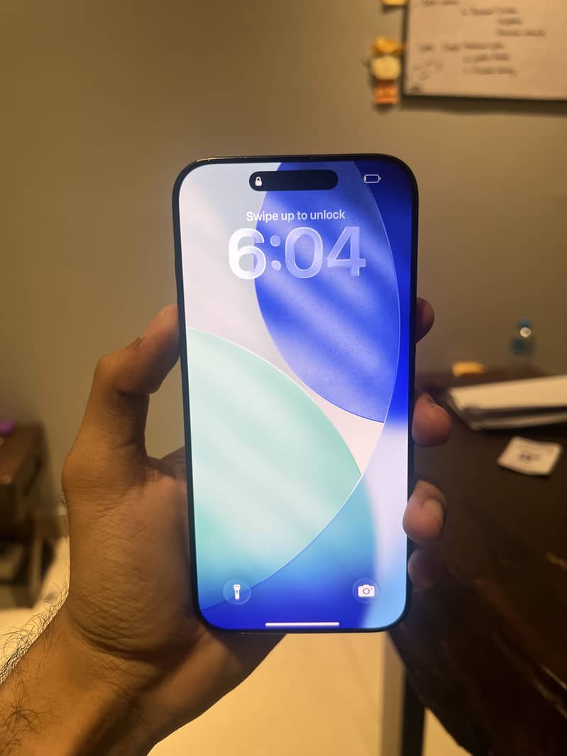Apple iPhone 16 Pro Max jv 2