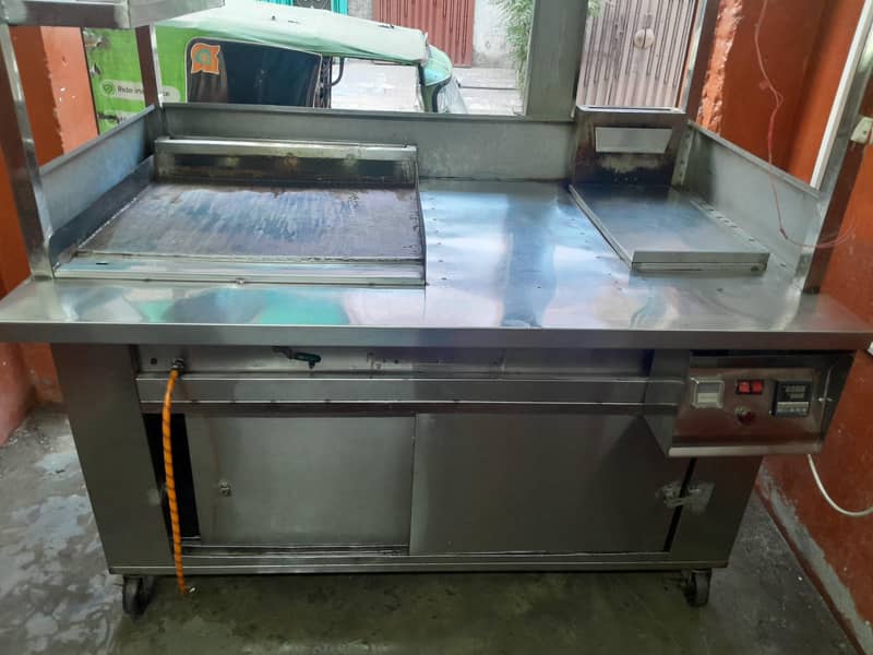 Burger Shawarma counter 2