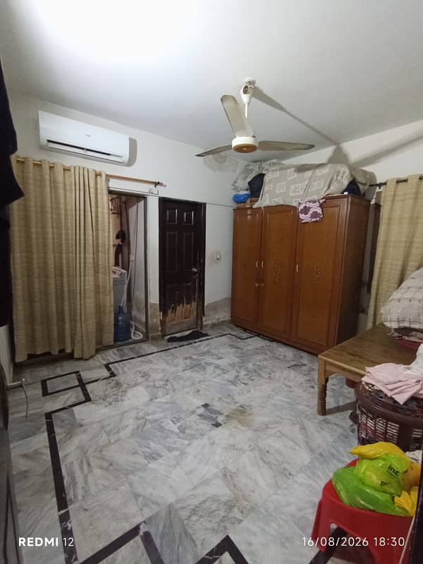 3 BEDS DRAWING DINING BOUNDARY WALL FLAT 4