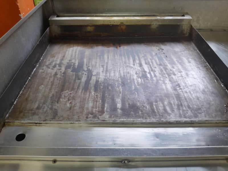 Burger Shawarma counter 7