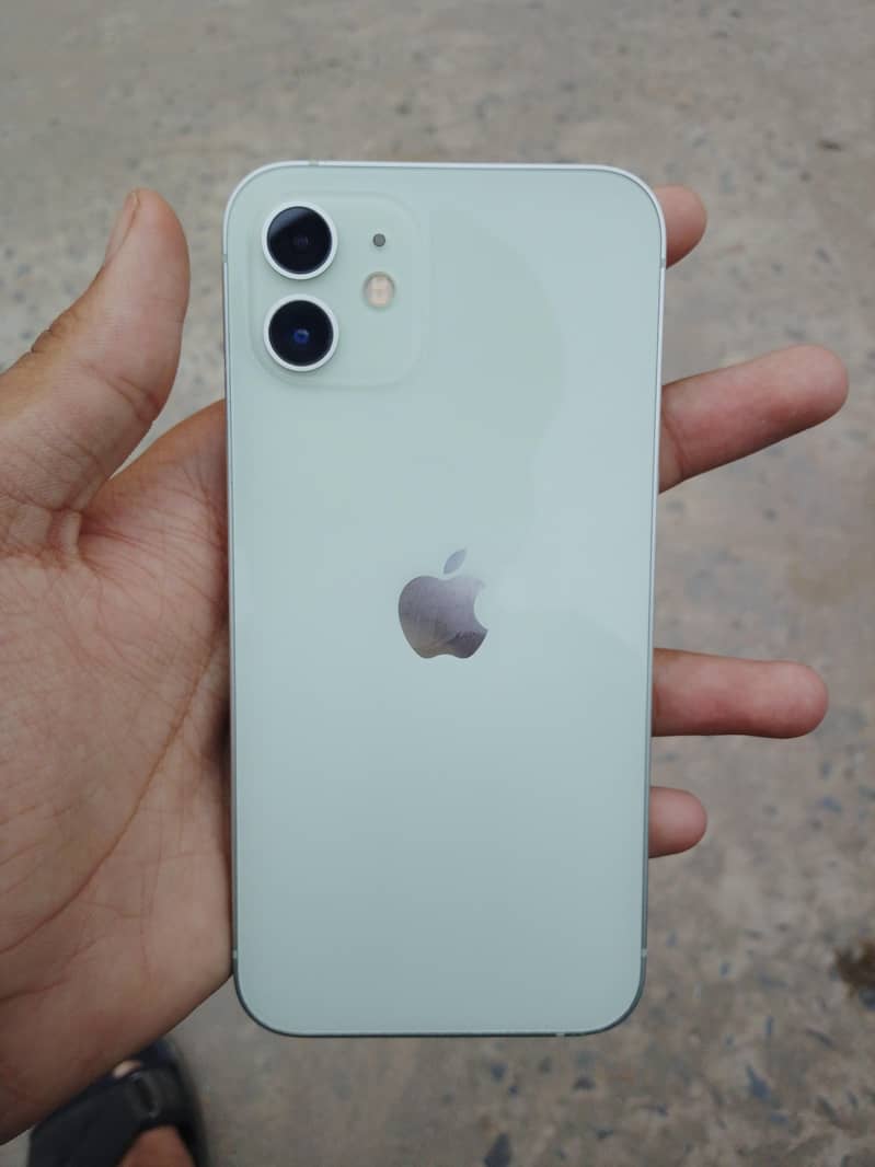 Apple iPhone 12 0