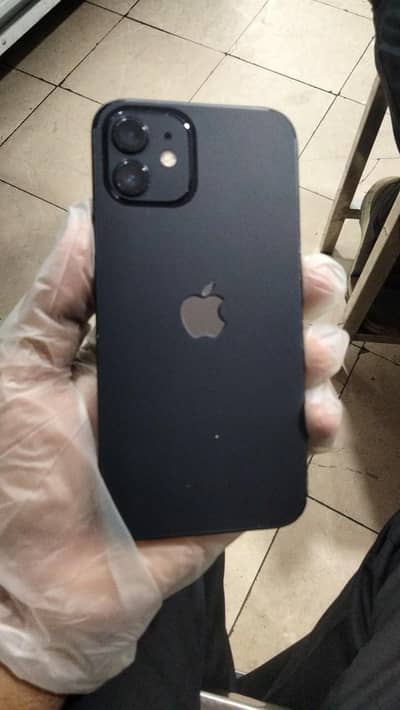 Apple iPhone 12