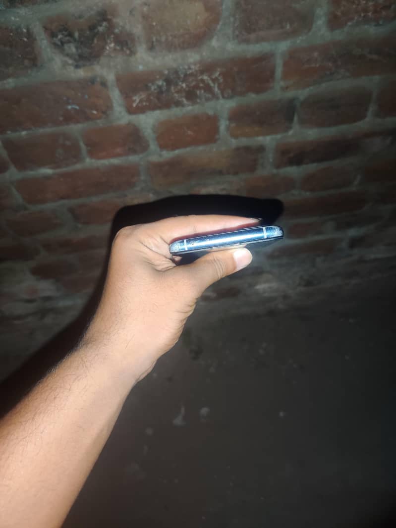One Plus 9R exchange possible. 1