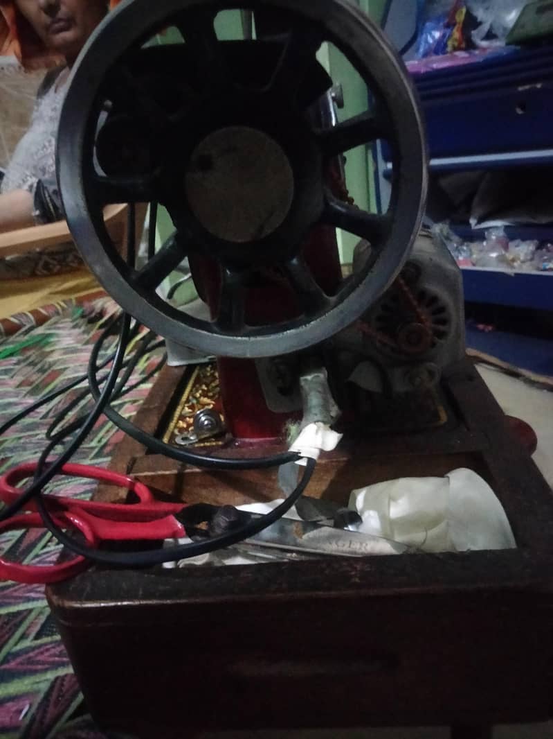 One Star Sewing machine 2