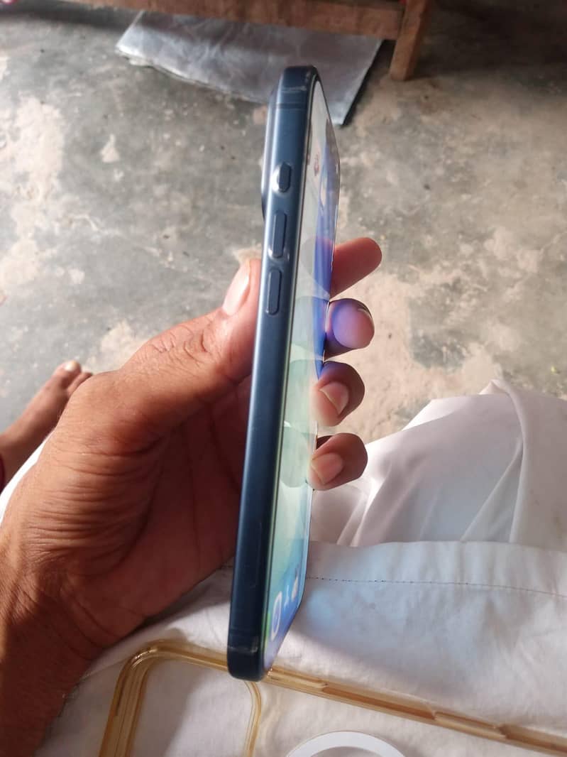 Apple iPhone 17 Pro Max 2