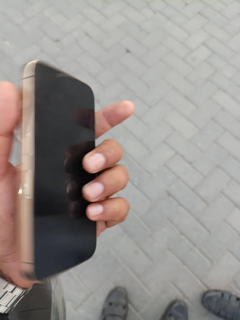 Apple iPhone 13 Pro 3